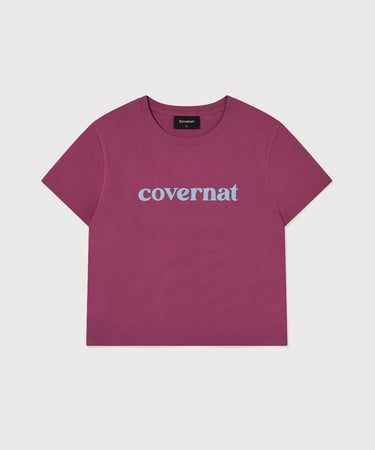 COVERNAT ウィメンズベビーフィットタイポグラフィック Tシャツ マゼンタ