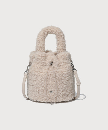 CLOVER HEART FLUFFY BUCKET BAG