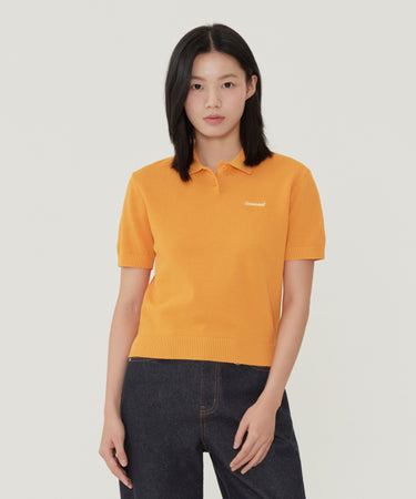 WOMEN COLLARED HALF KNIT