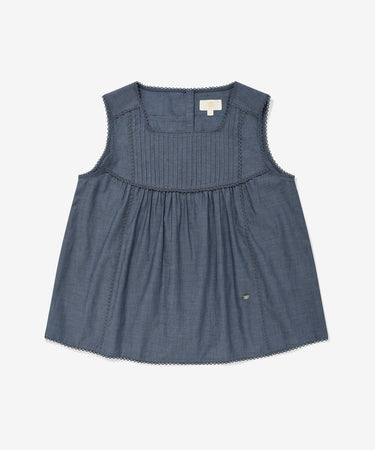 WOMEN CHAMBRAY PIN-TUCK SLEEVELESS BLOUSE